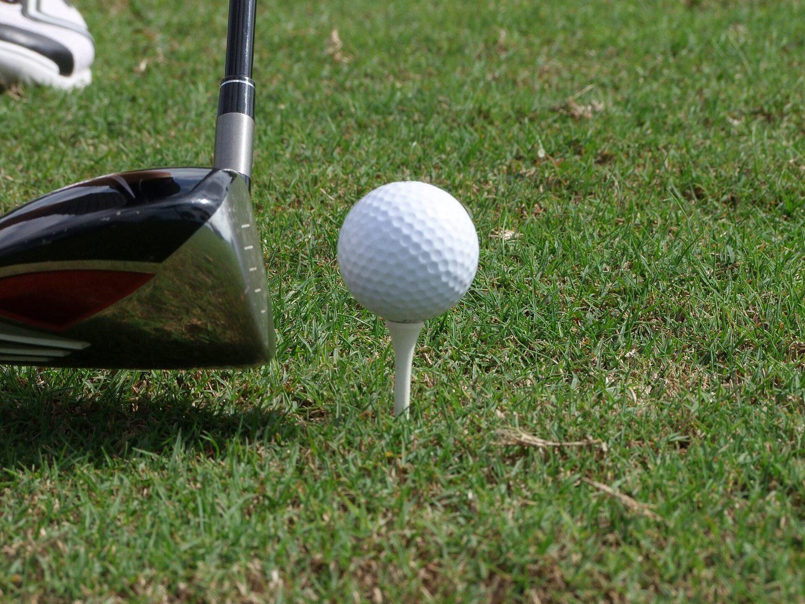 Greenfee, bokning och golfpaket