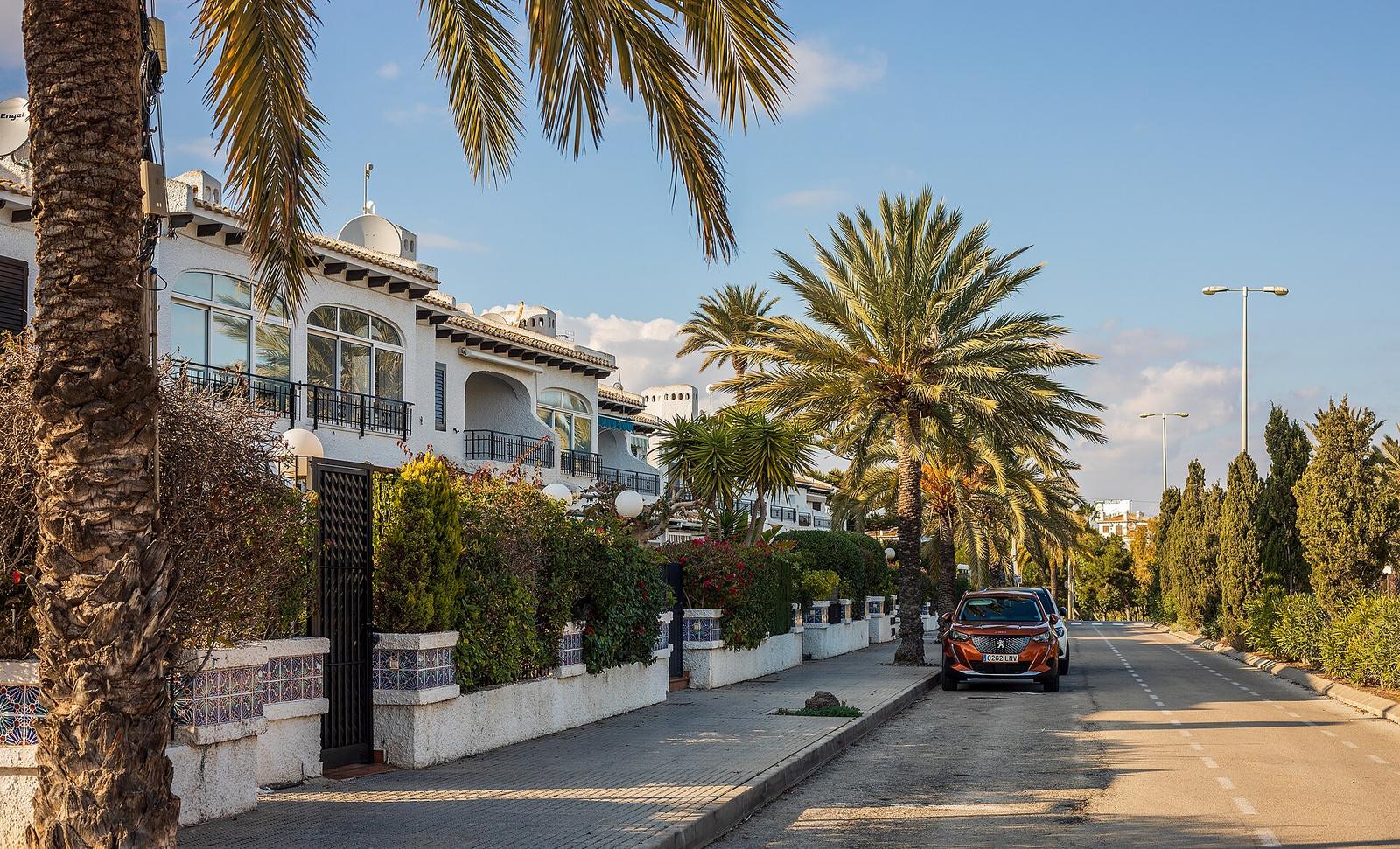 Var ska du bo i Orihuela Costa?